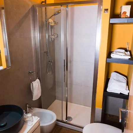 Angelina Monteverde Apartment